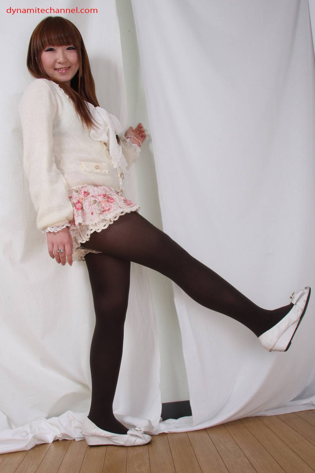 [Dynamitechannel] 2012-04-03 羽桜りおん　日本丝袜美女写真